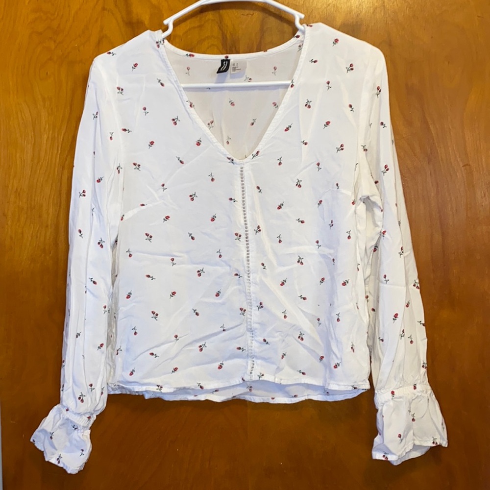 Dainty Floral Blouse